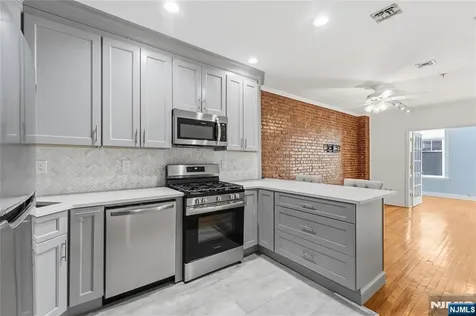 919 Park Avenue Hoboken NJ 07030