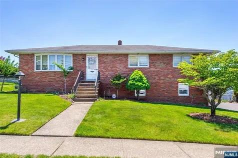 27 Bartsch Avenue Woodland Park NJ 07424