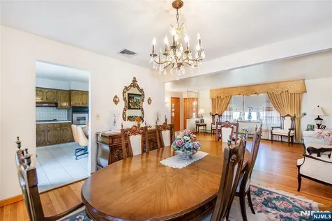 27 Bartsch Avenue Woodland Park NJ 07424