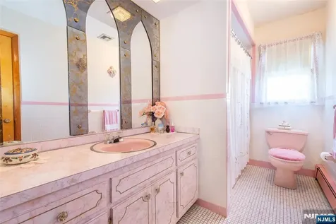 27 Bartsch Avenue Woodland Park NJ 07424