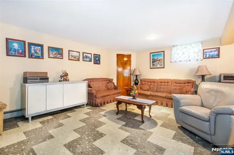 27 Bartsch Avenue Woodland Park NJ 07424