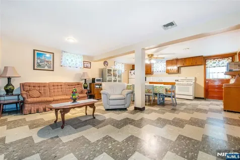27 Bartsch Avenue Woodland Park NJ 07424