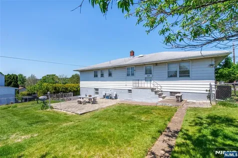 27 Bartsch Avenue Woodland Park NJ 07424