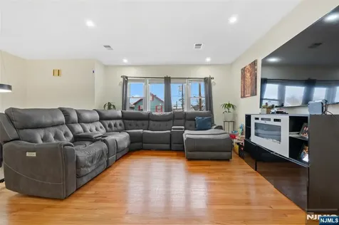 1576 Julian Terrace Union NJ 07083