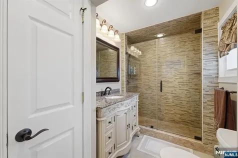 385 Berkeley Avenue Bloomfield NJ 07003