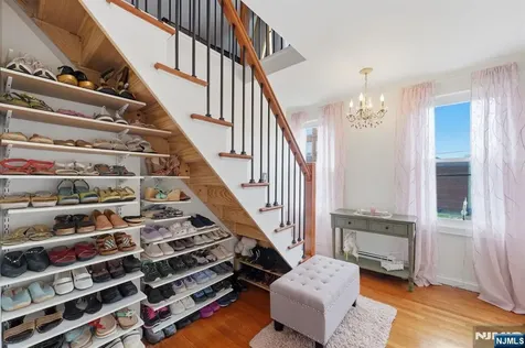 385 Berkeley Avenue Bloomfield NJ 07003