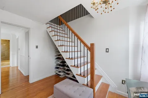 385 Berkeley Avenue Bloomfield NJ 07003