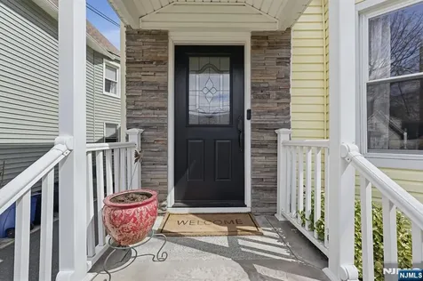 385 Berkeley Avenue Bloomfield NJ 07003