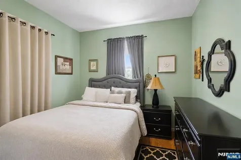 9123 Newkirk Avenue North Bergen NJ 07047