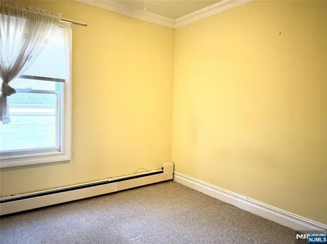 189 Martha Avenue Elmwood Park NJ 07407