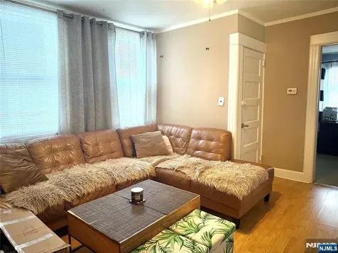 189 Martha Avenue Elmwood Park NJ 07407
