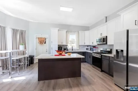 58 Park Avenue East Orange NJ 07017