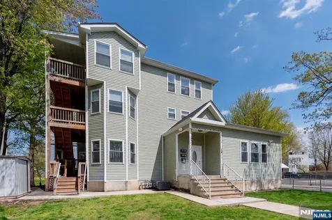 58 Park Avenue East Orange NJ 07017