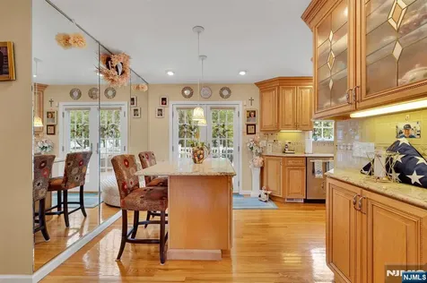 347 Mansfield Avenue Secaucus NJ 07094