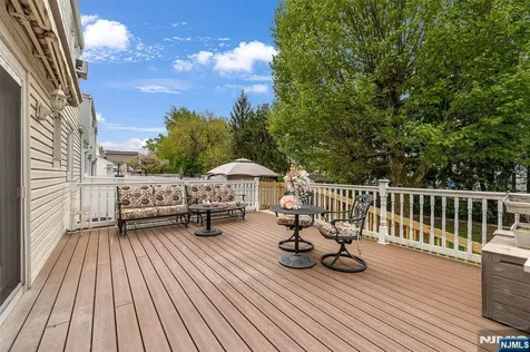 347 Mansfield Avenue Secaucus NJ 07094