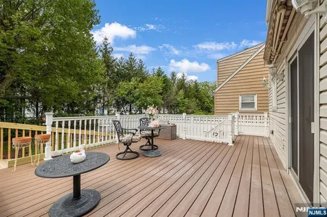 347 Mansfield Avenue Secaucus NJ 07094
