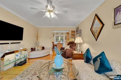 347 Mansfield Avenue Secaucus NJ 07094