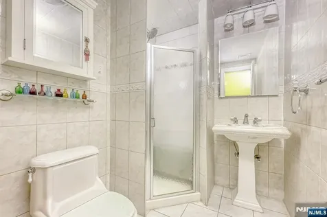 37 Cedar Drive Rochelle Park NJ 07662