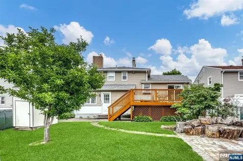37 Cedar Drive Rochelle Park NJ 07662
