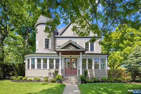 70 Ridge Rutherford NJ 07070