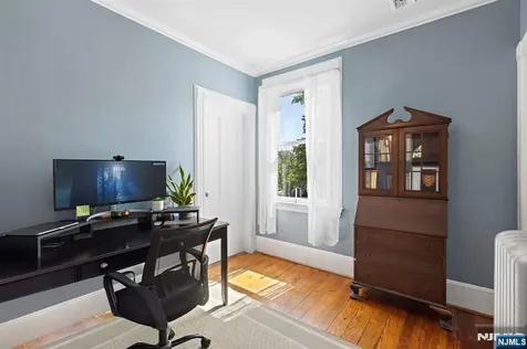 70 Ridge Rutherford NJ 07070
