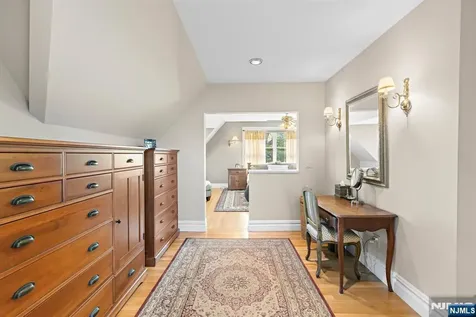 70 Ridge Rutherford NJ 07070