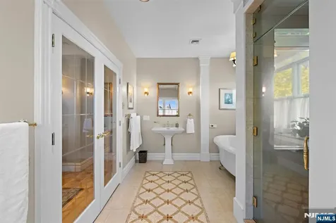70 Ridge Rutherford NJ 07070