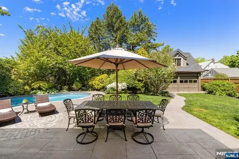 70 Ridge Rutherford NJ 07070