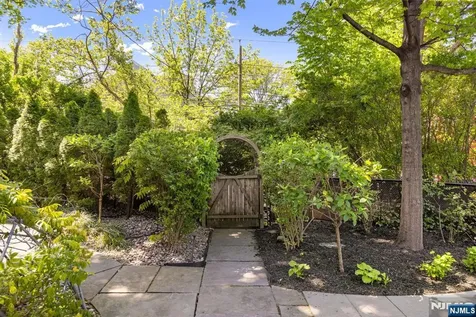70 Ridge Rutherford NJ 07070