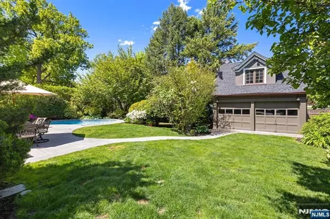 70 Ridge Rutherford NJ 07070
