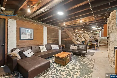 70 Ridge Rutherford NJ 07070