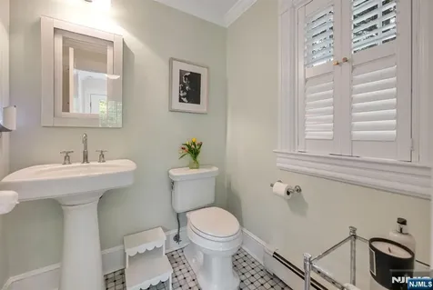 123 Liberty Street Ridgewood NJ 07450