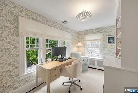 123 Liberty Street Ridgewood NJ 07450