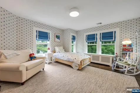 123 Liberty Street Ridgewood NJ 07450