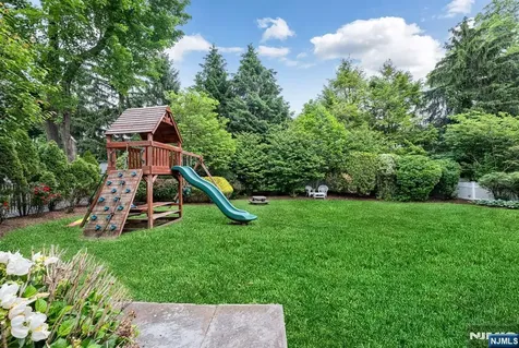 123 Liberty Street Ridgewood NJ 07450