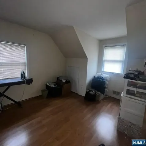 165 Woods Avenue Bergenfield NJ 07621