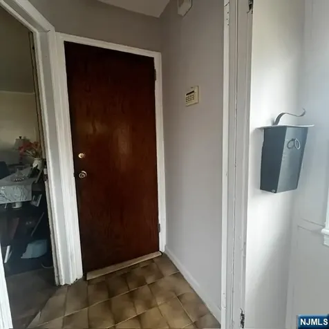 165 Woods Avenue Bergenfield NJ 07621