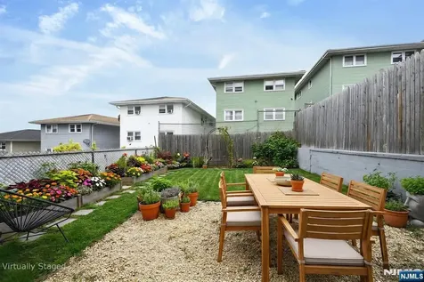 1516 71st Street North Bergen NJ 07047