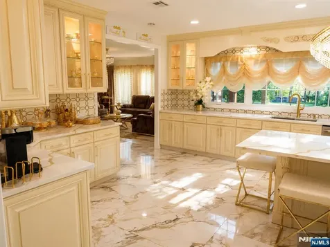 225 Saddle River Road Saddle River NJ 07458