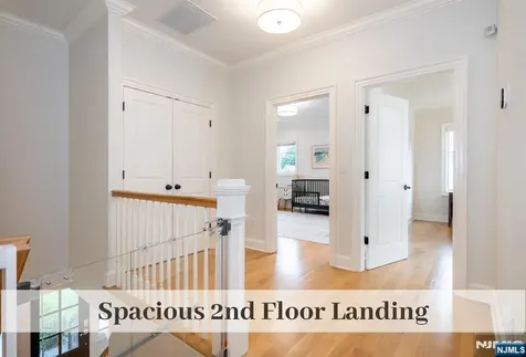 208 N Walnut Street Ridgewood NJ 07450