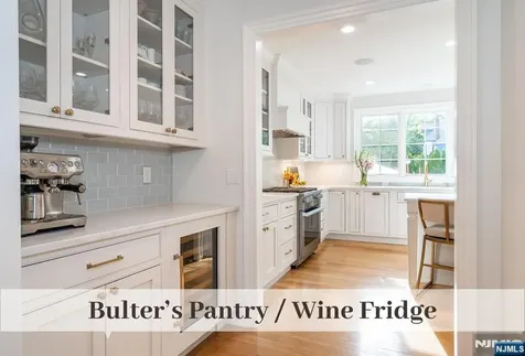 208 N Walnut Street Ridgewood NJ 07450