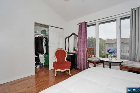 290 Hamilton Place Hackensack NJ 07601
