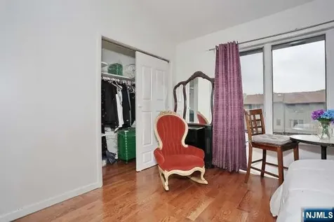 290 Hamilton Place Hackensack NJ 07601