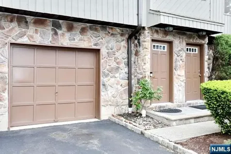 290 Hamilton Place Hackensack NJ 07601
