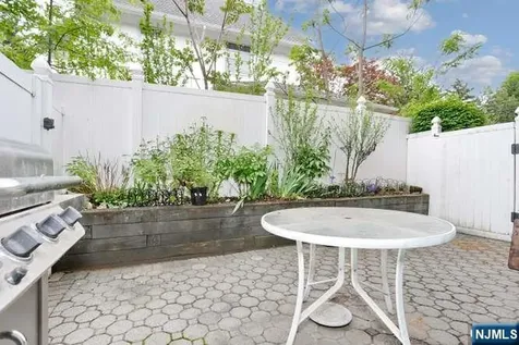 290 Hamilton Place Hackensack NJ 07601