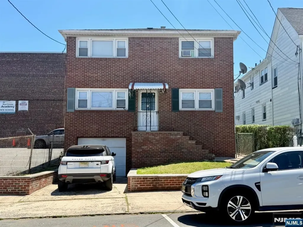 200 Maple Street Kearny NJ 07032
