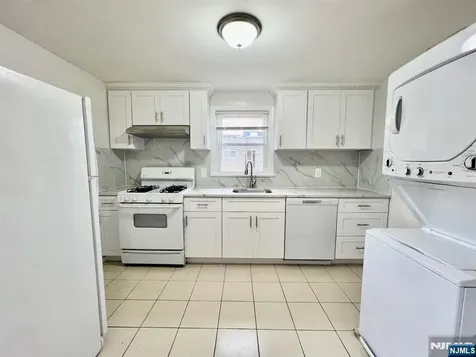 200 Maple Street Kearny NJ 07032