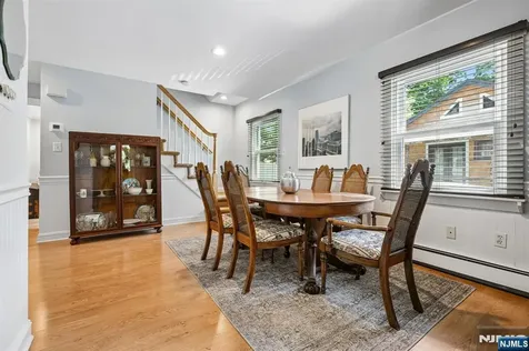 11 Lake Trail Wayne NJ 07470