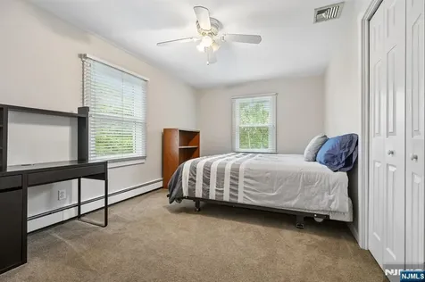 11 Lake Trail Wayne NJ 07470