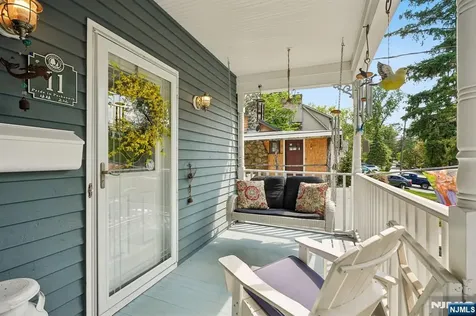 11 Lake Trail Wayne NJ 07470